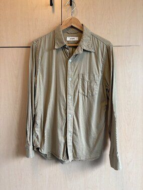 Men's Draped Twill One Pocket Shirt from Buck Mason in Ghurka - Size Medium